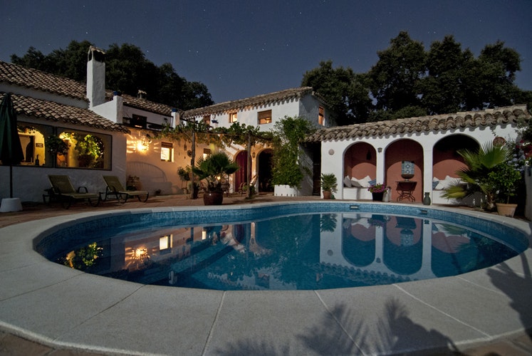 Biltmore Square Condos & Apartments Rentals in Phoenix Az