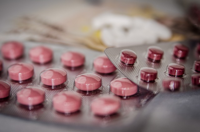 Purchasing drugs in online drugstores