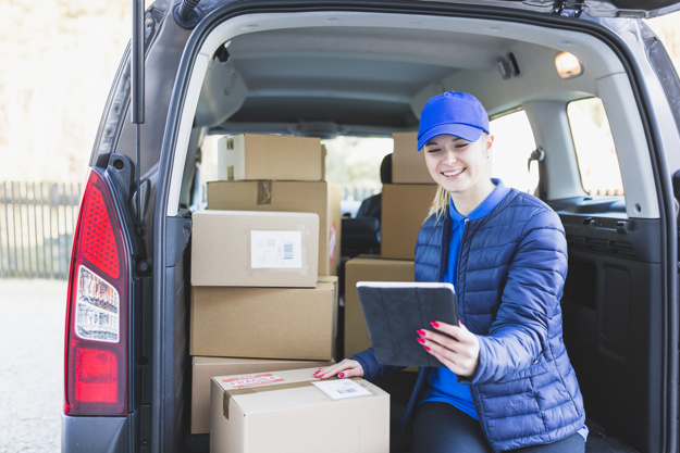 An Uber for courier app ensures on-time parcel delivery