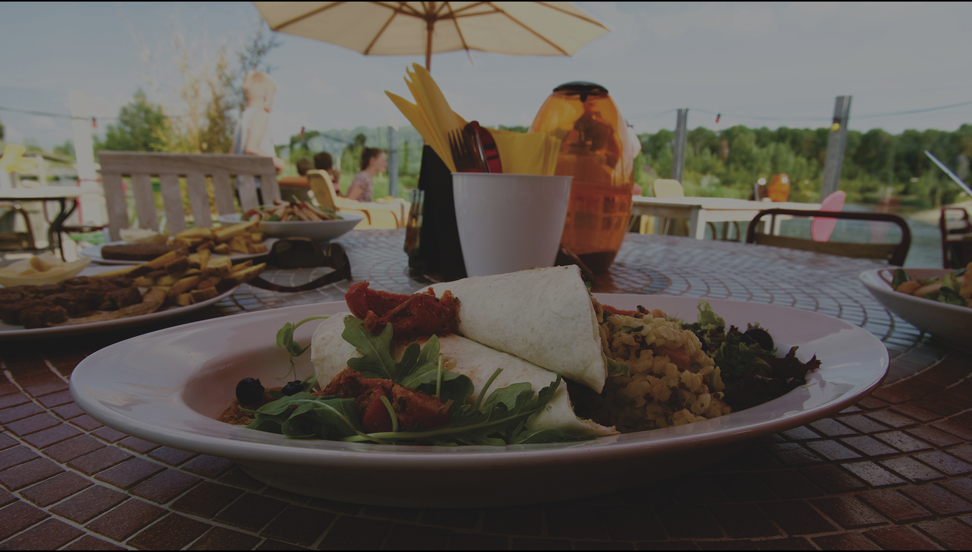 Healthy and Energetic  Pure Indian Vegetarian Restaurant in Singapore