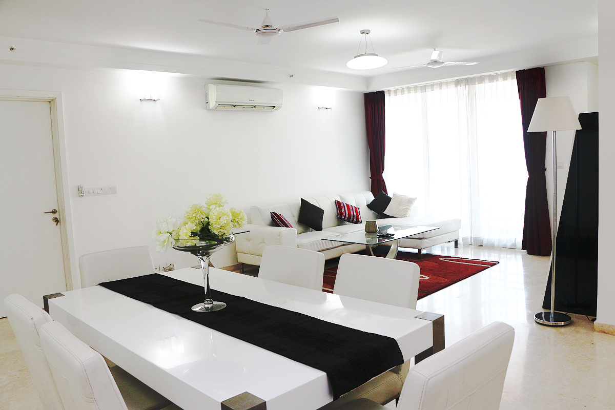 Service Apartment Photo | The Pinnacale DLF | Park Plaza