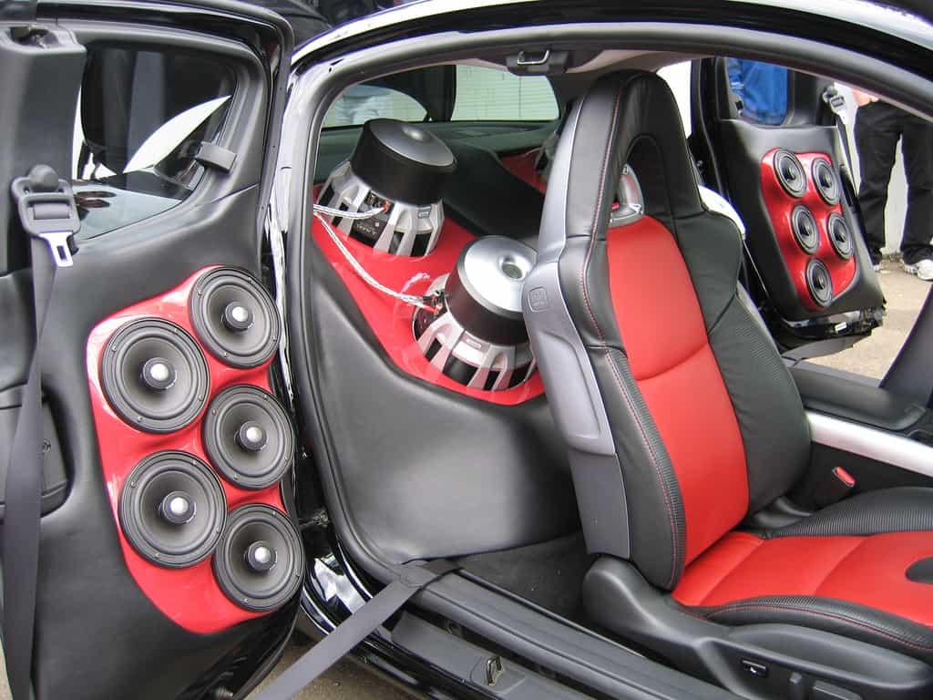 How to Choose the Perfect Car Audio System for Your Needs?