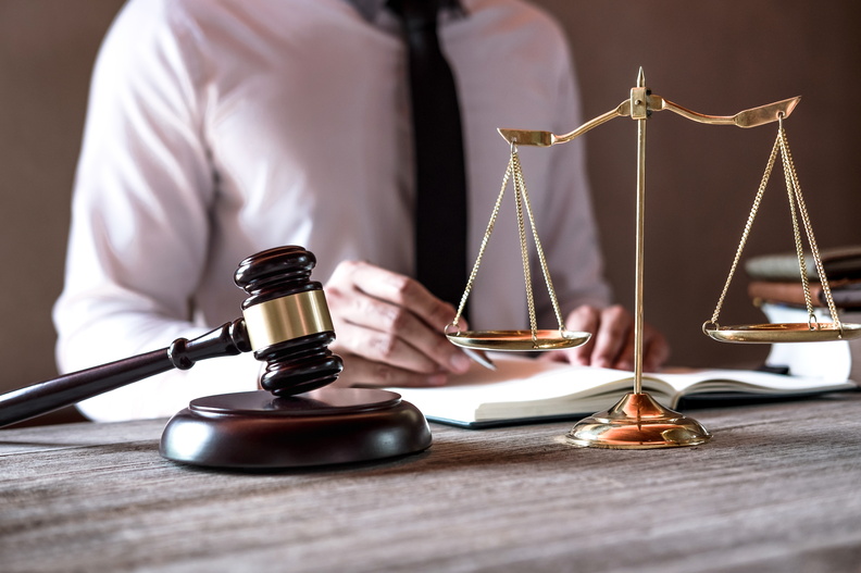 What Are The Responsibilities Of A Drug Defense Lawyer?