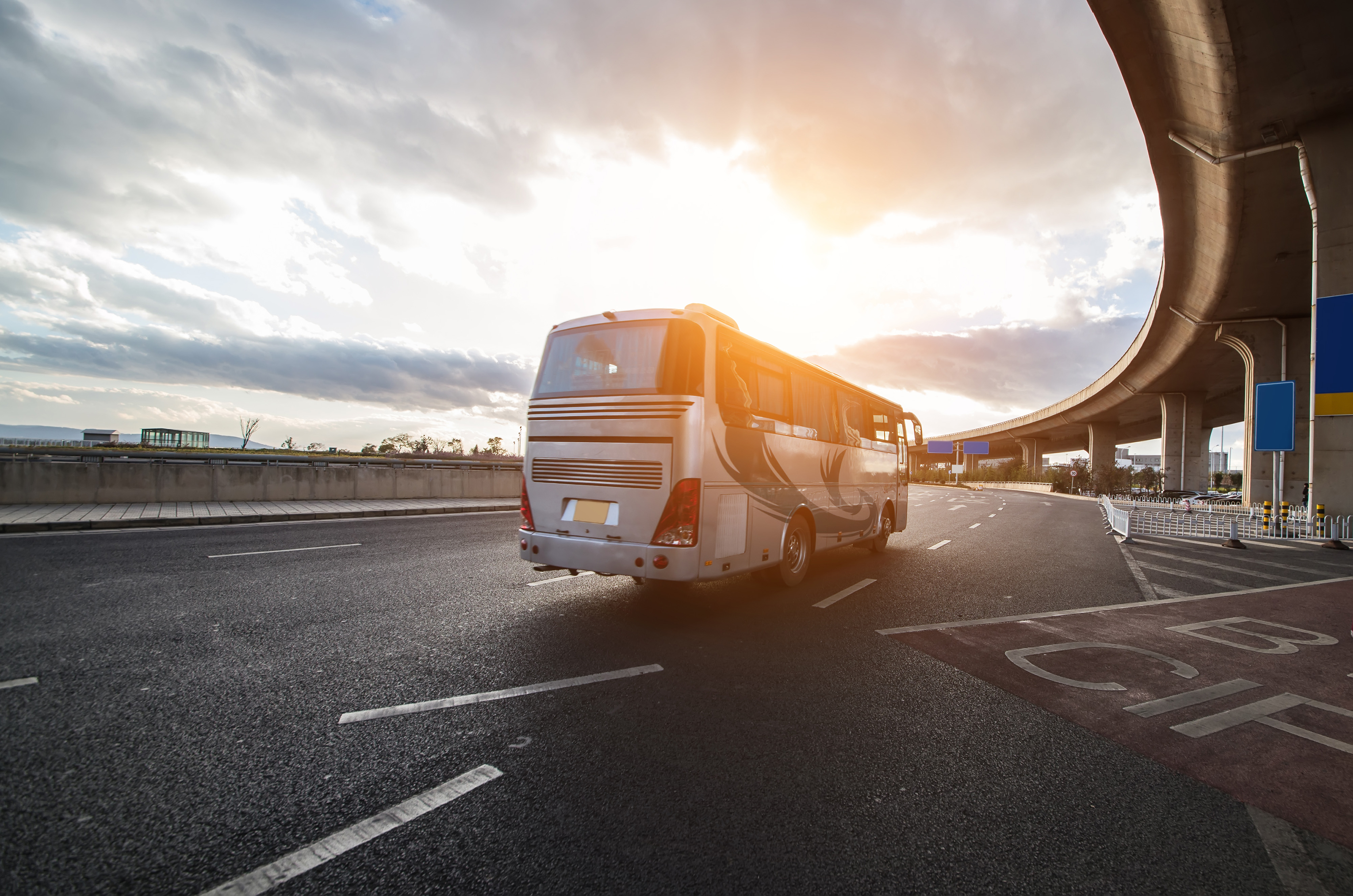 Why One Should Hire Luxury Coaches?