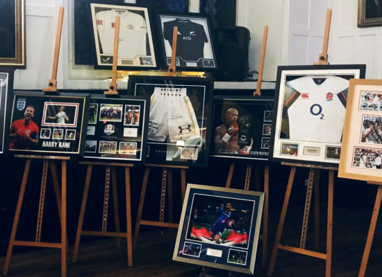 Framing Services Brighton Shall Make Perfect Frames for You