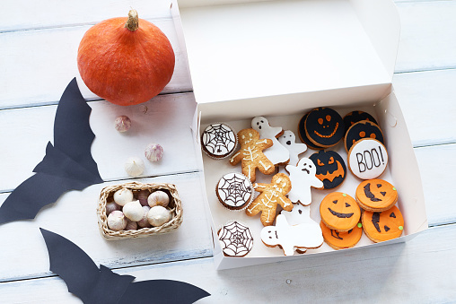 Distinctive Ideas for Halloween Gifts & Treats