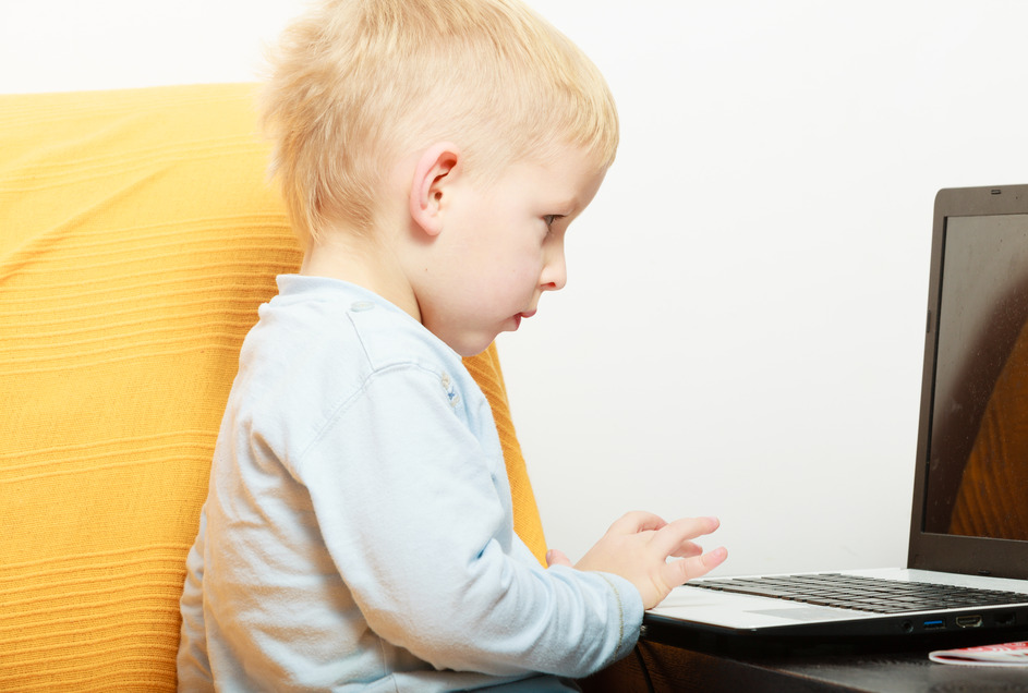 9 useful tips on Internet Child Safety.