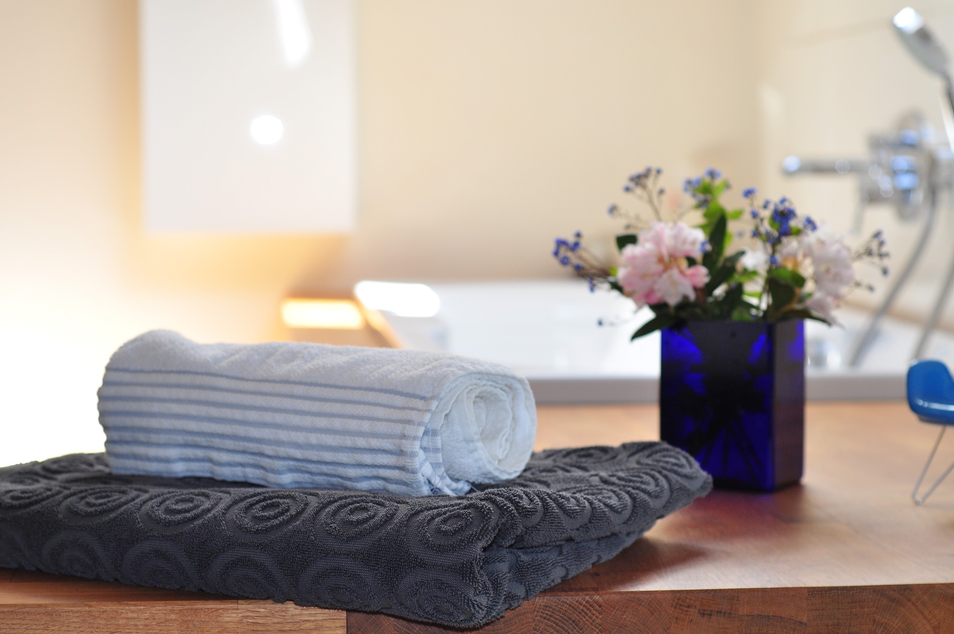 How to Choose Luxury Cotton Bath Towels?
