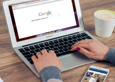 Google is Giving Billions To Apple To Stay Default Search Option in Apple Devices