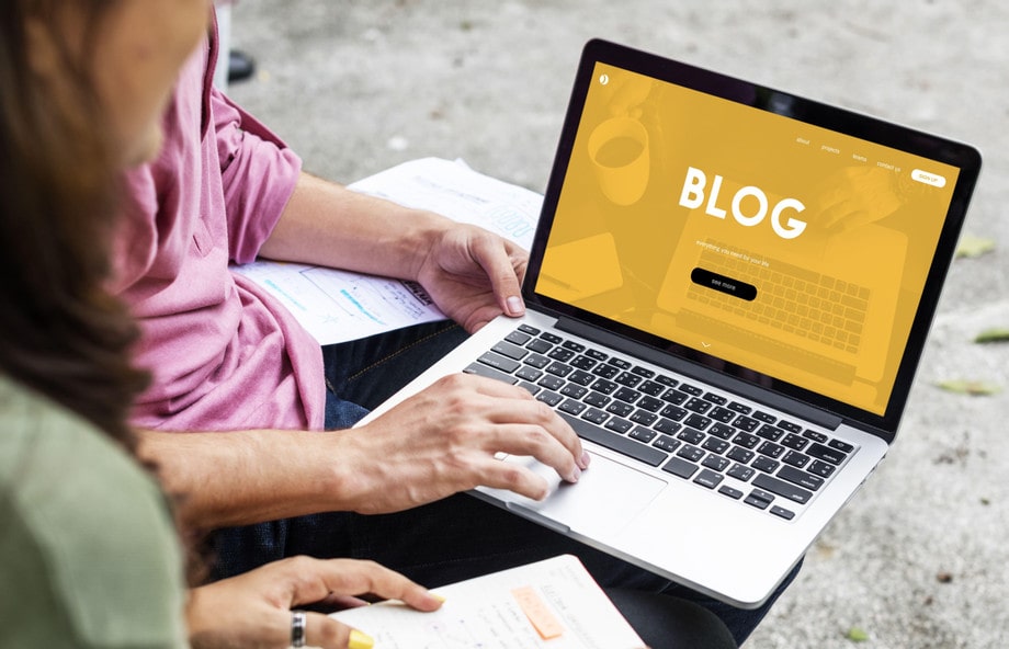 Which are the best blog sites to post your blogs in India?