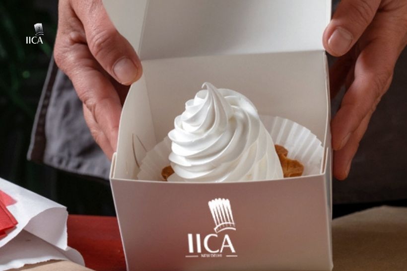 Online Cake Order in Gurgaon To Celebrate Special Birthday