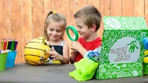 List of Top 3 Monthly Craft Box Kits for Kids: Green Kid Crafts