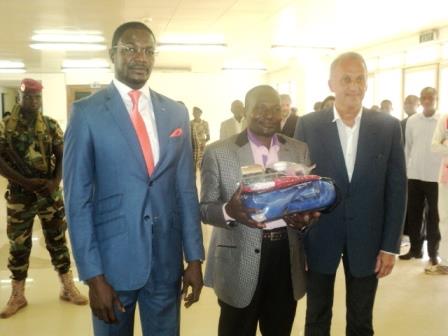 GIFT LAURENT FOUCHER : THE FEDERATION OF AFRICAN BOXING WITH NEW COMBAT EQUIPMENT