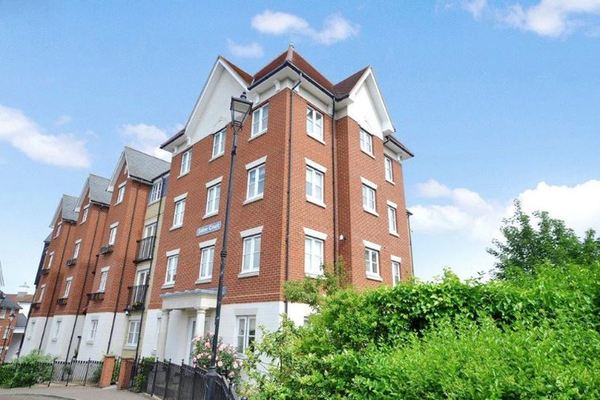 The Best Complete Guide to Buys Property in the UK