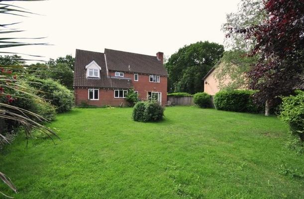 Sell Your Property | We Buy Any House in The United Kingdom