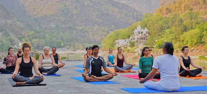 100-Hour Yoga Teacher Training in Rishikesh