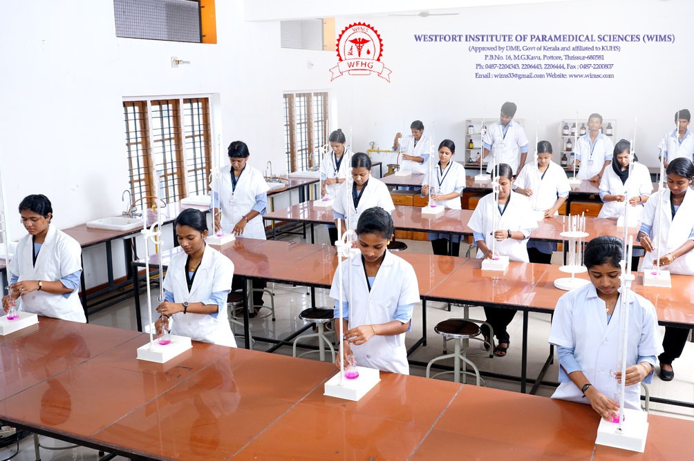 Choosing the Right Paramedical College in Thrissur: Factors to Consider
