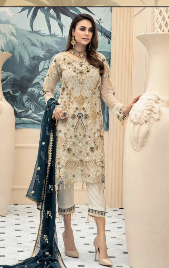 Want To Look Beautiful? If So, Then Try Pakistani Chiffon Embroidered Suits