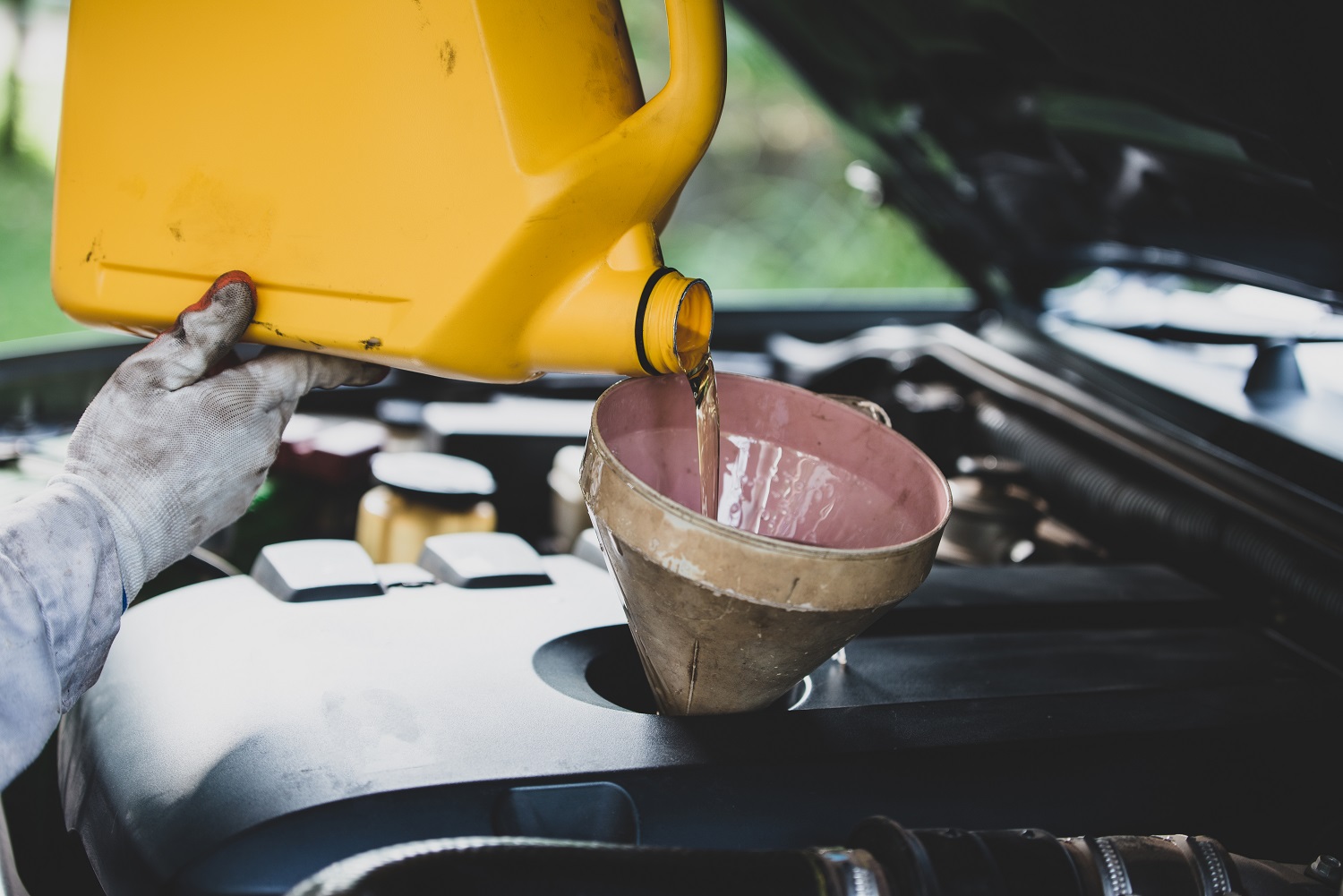 Synthetic Motor Oil