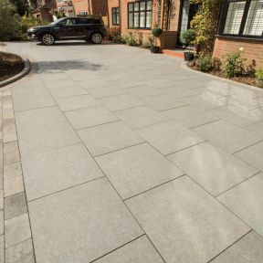 Driveway Paving: Hiring a Contractor to Pave Your Driveway