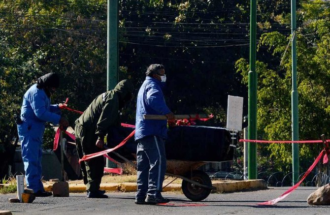 In Bolivia desperate family leaves coffin in the street