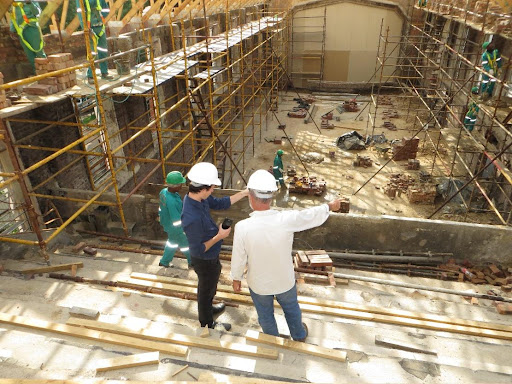 Finding a wholesale construction material supplier