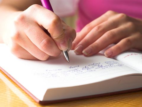 How College Assignment Solver Tutors Help Students & Mentor Them to Face Challenging?