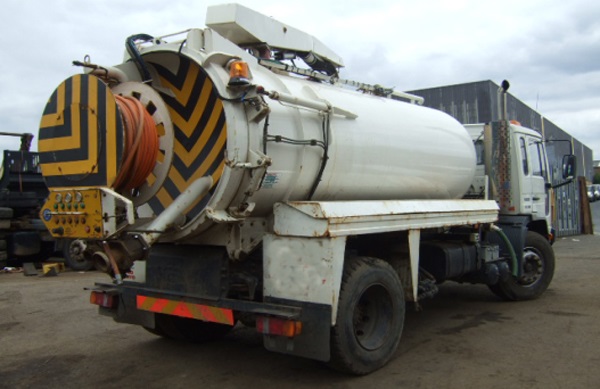 Water tanker service | Tanker services Wakefield, Leeds