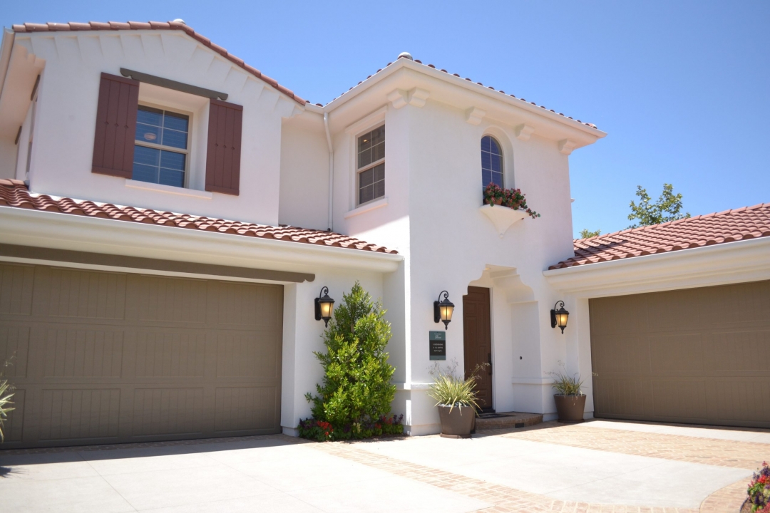 Pros of installing windows in garage doors