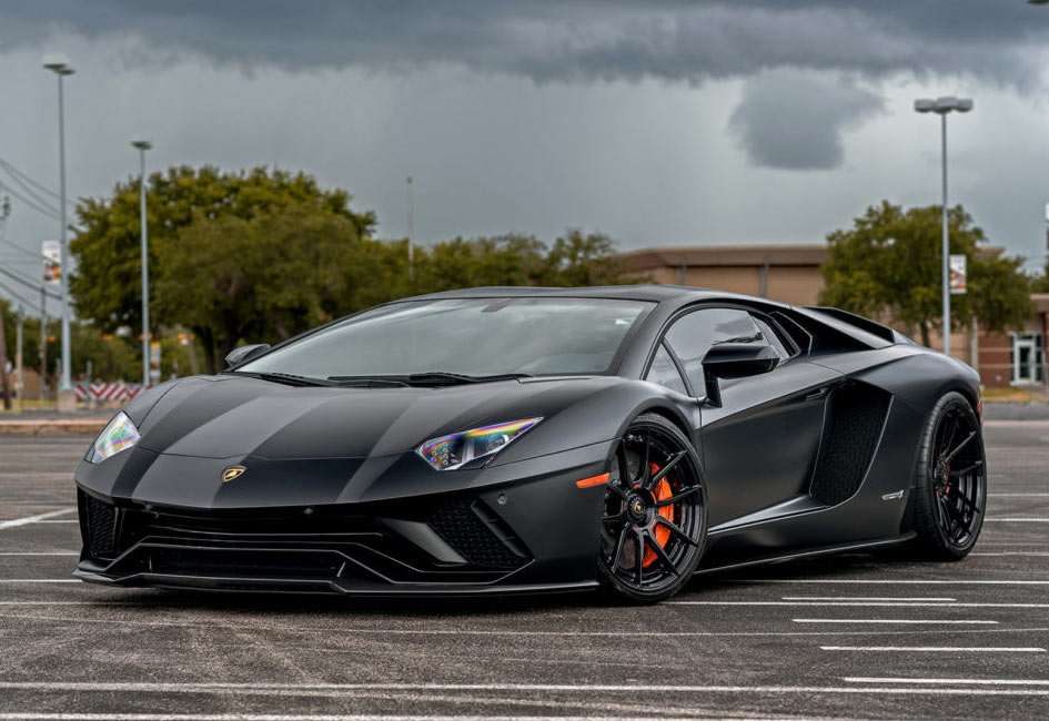 Lamborghini Huracan Performance Car on Rent in Dubai, UAE