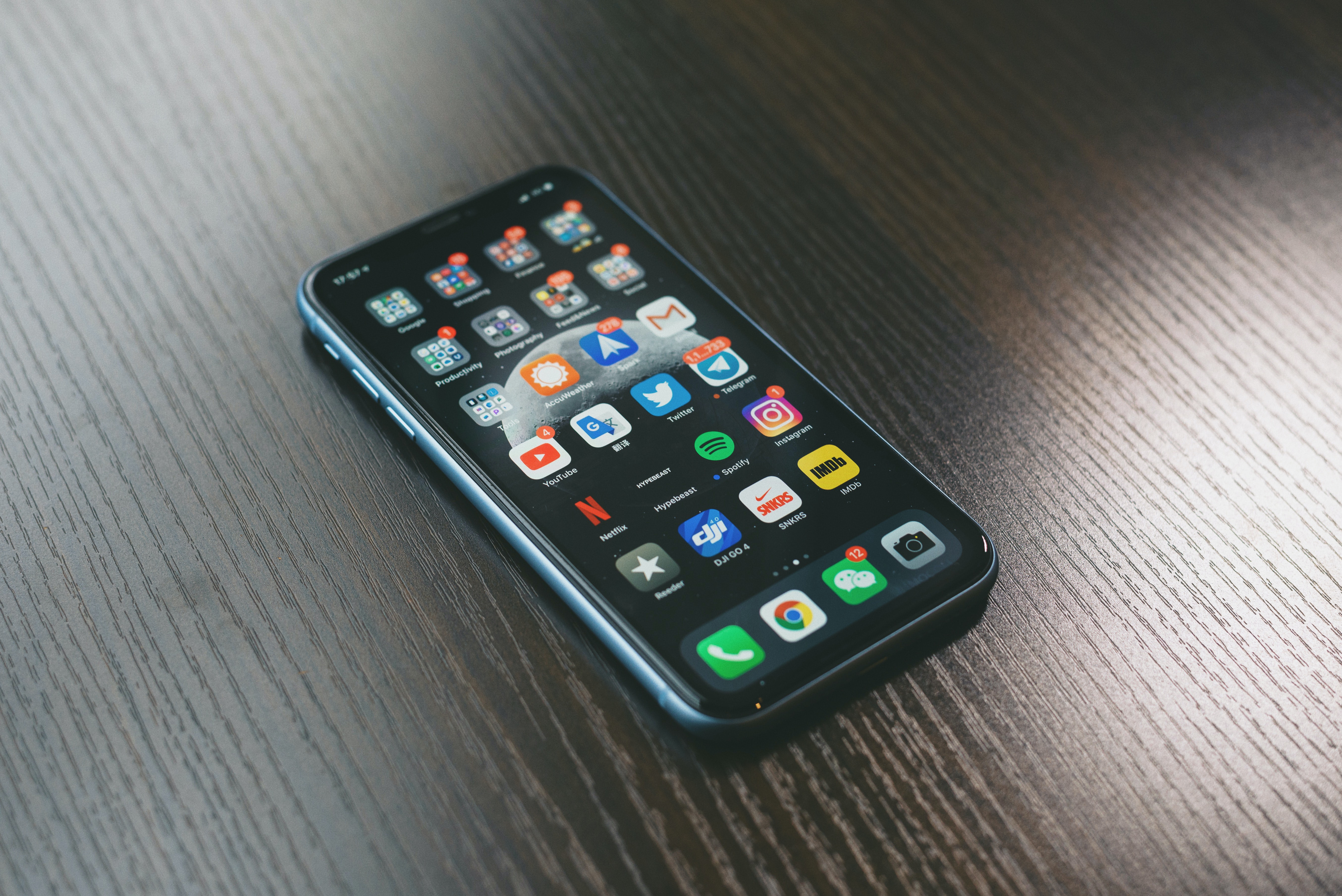 Here is a List of Essential Apps You Need in Your iPhone While Going on an Outdoor Adventure Activity