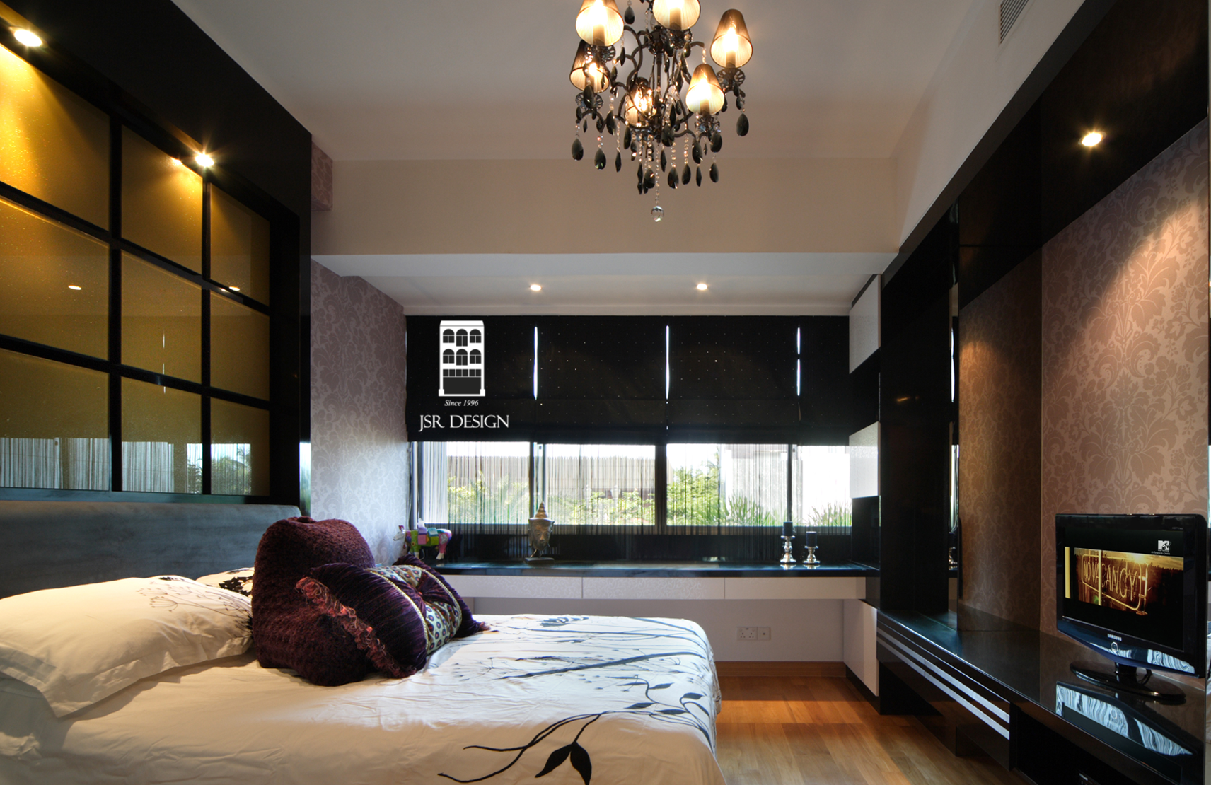 Hire the best interior designer for the premise to get profits