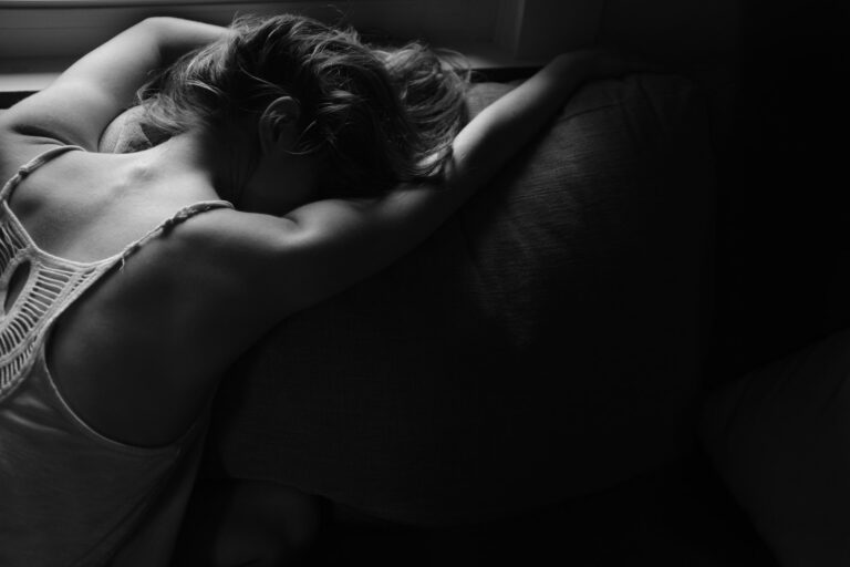 Best Pillow for Neck Pain Side Sleeper