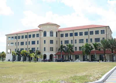 Join Experts For Commercial Window Replacement