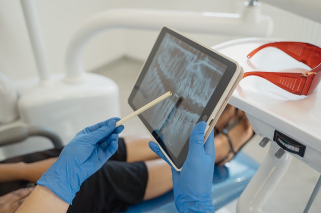 Top 8 things to look for in a children’s dentist