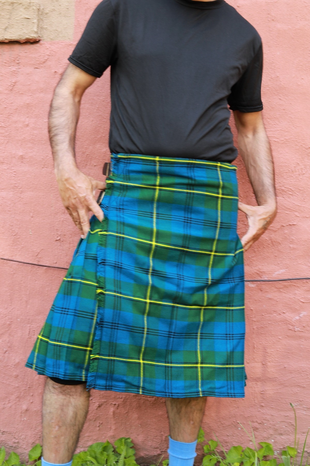 How does Johnston Tartan look?