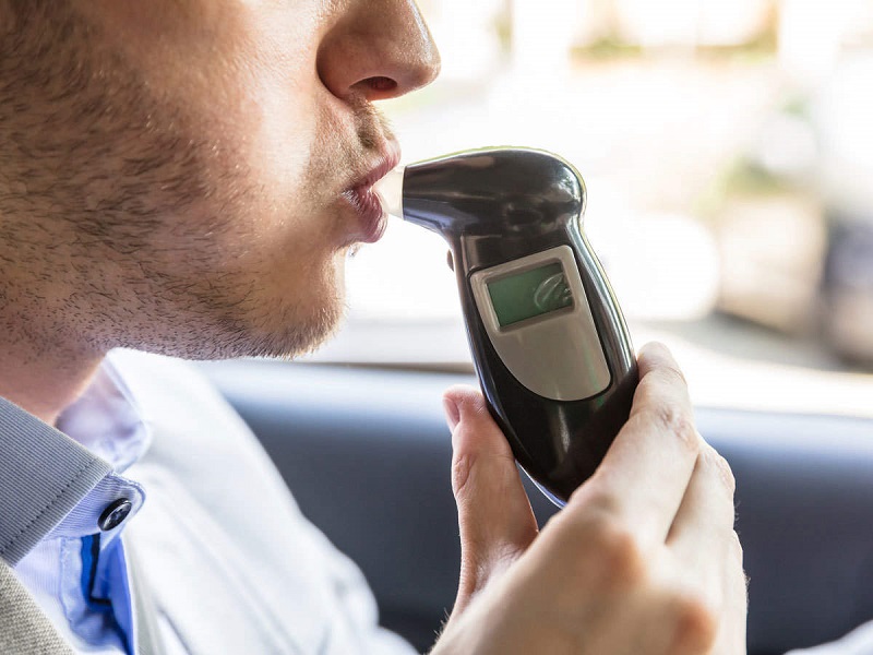 Breath Analyzers Market Global Industry Size, Share, Trends, COVID-19 Analysis and Technology Advancements by Abbott, Thermo Fisher Scientific, Lifeloc Technologies Inc.