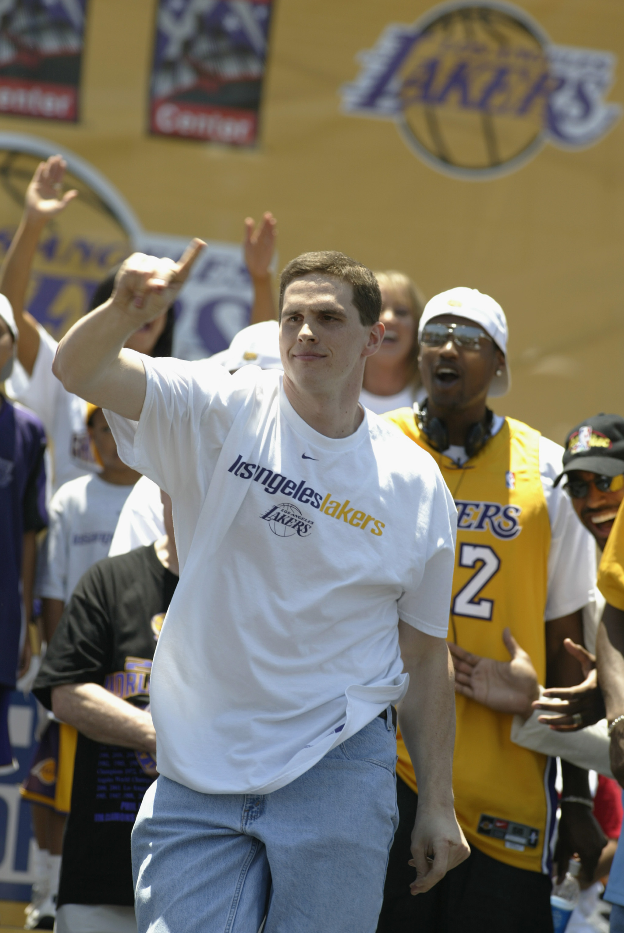 Mark Madsen Dance Video – Los Angeles Lakers
