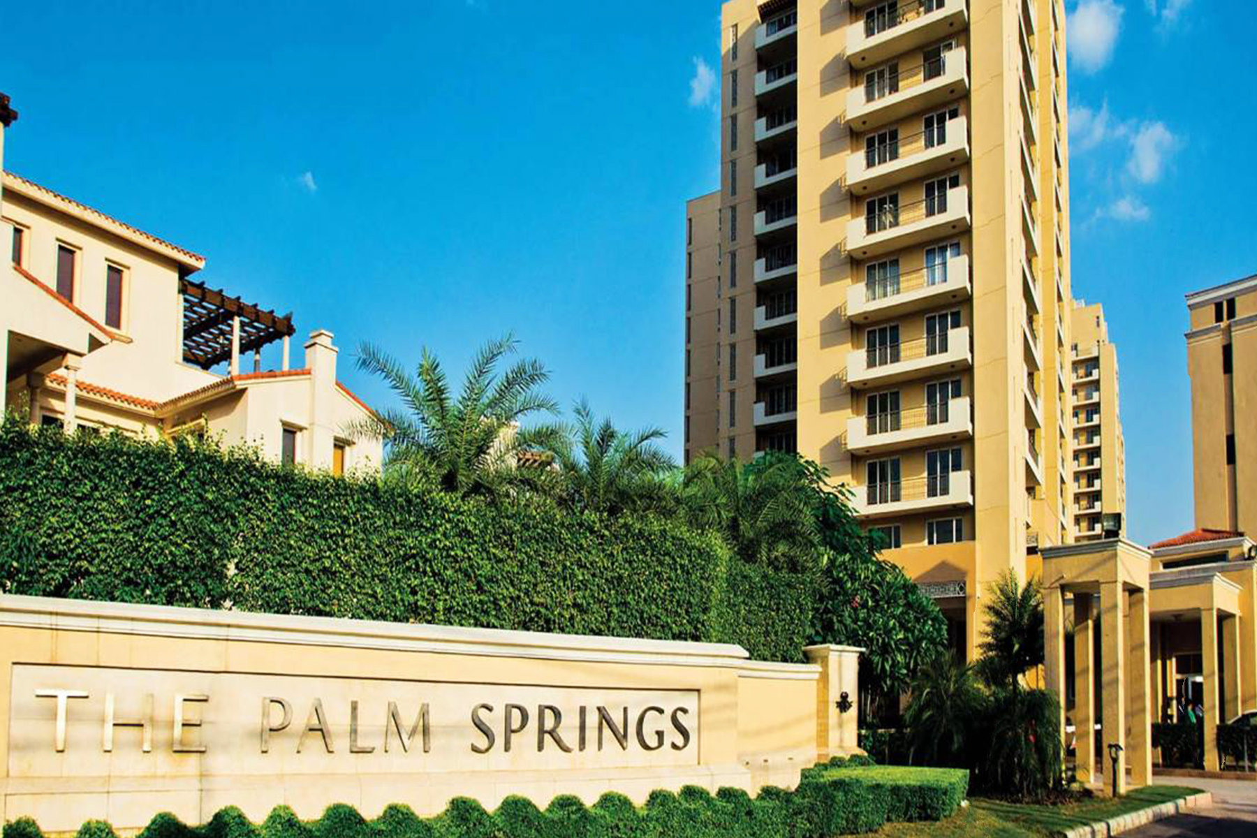 Service Apartments in Emaar The Palm Spring – 4 BHK Service Apartments on Golf Course Road