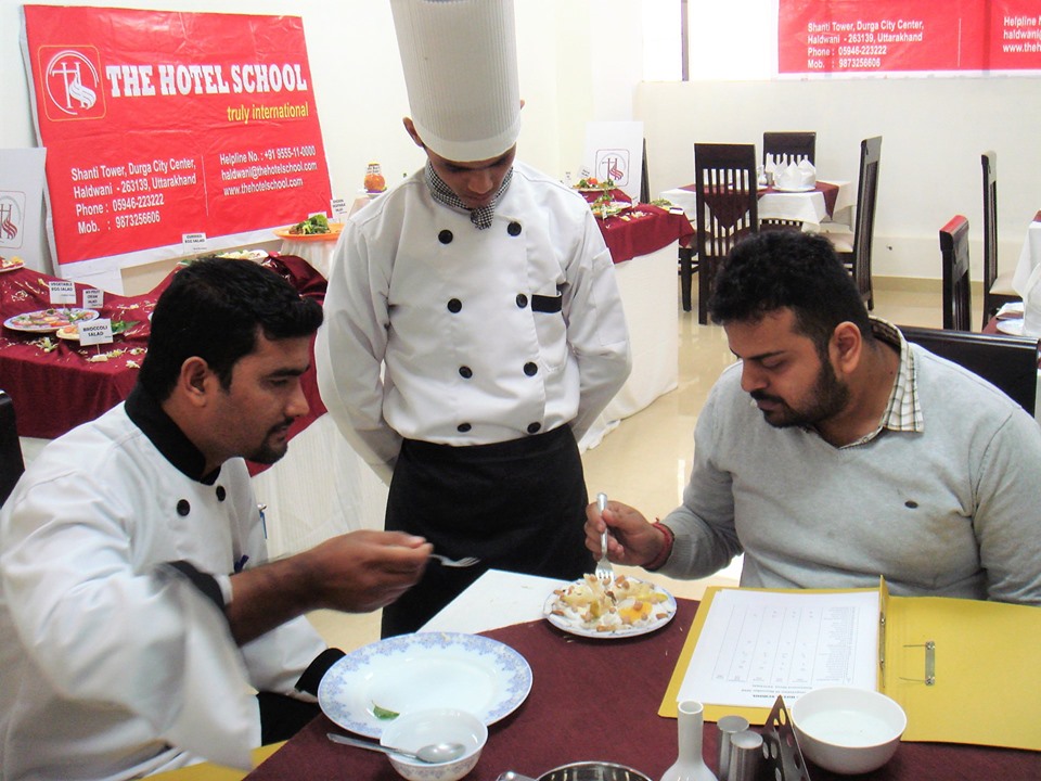 Find Hotel Management Institute in Delhi | Culinary Course
