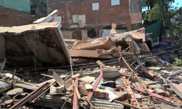 Nằm mơ thấy sập nhà tốt hay xấu