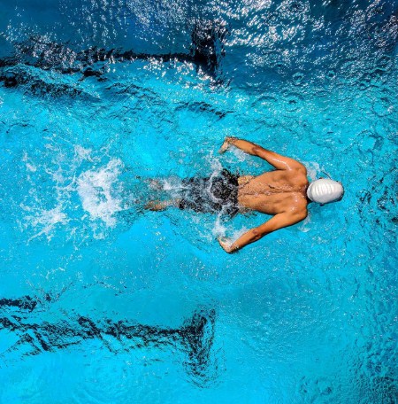 How to improve your skills in swimming and do well in swimming classes
