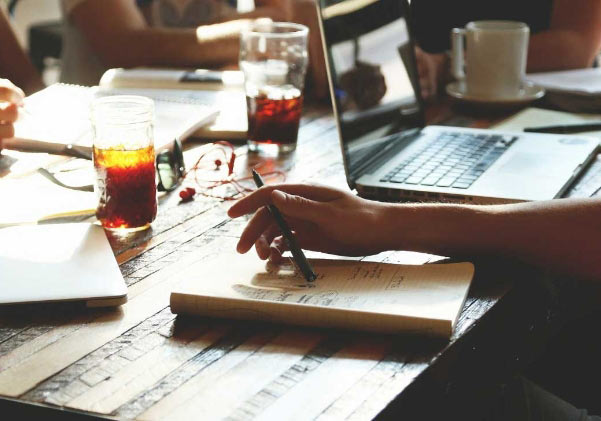 How Can Marketing Intelligence Help The Retail Industry To Transform The Way They Are Connecting With Customers?