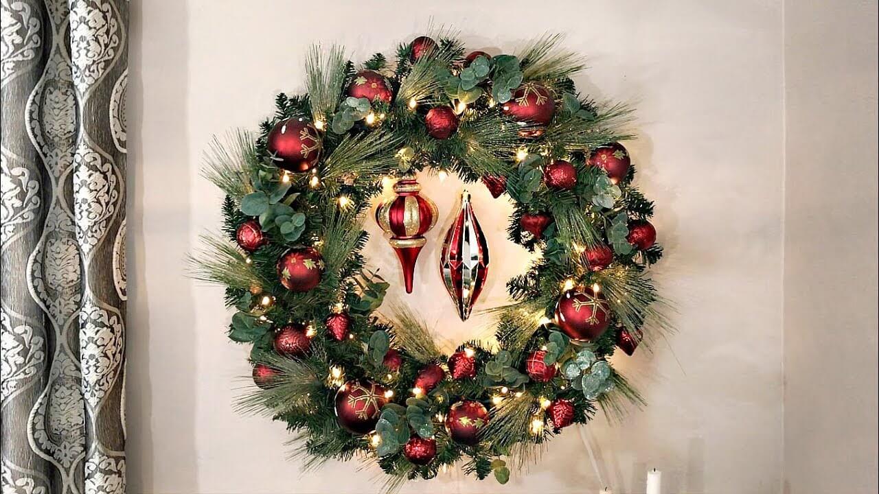 Best Attractive Wreaths for Christmas Decorations - Live Enhanced