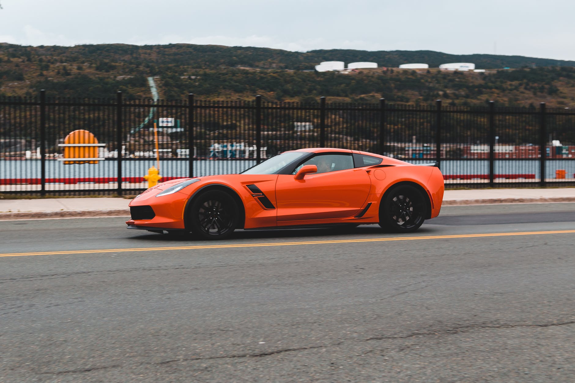 How to Select Your Rental Car Dubai?