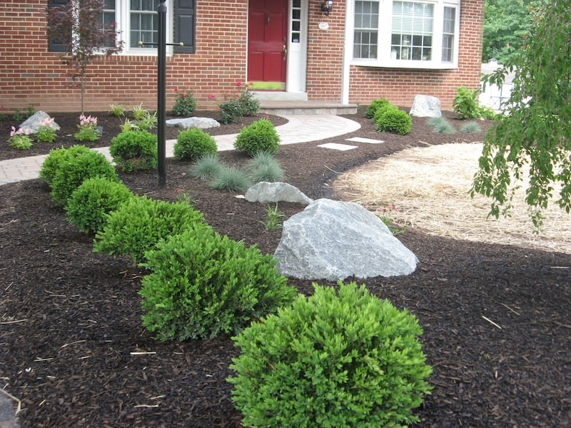 What are the Best Front Yard Landscaping Ideas?