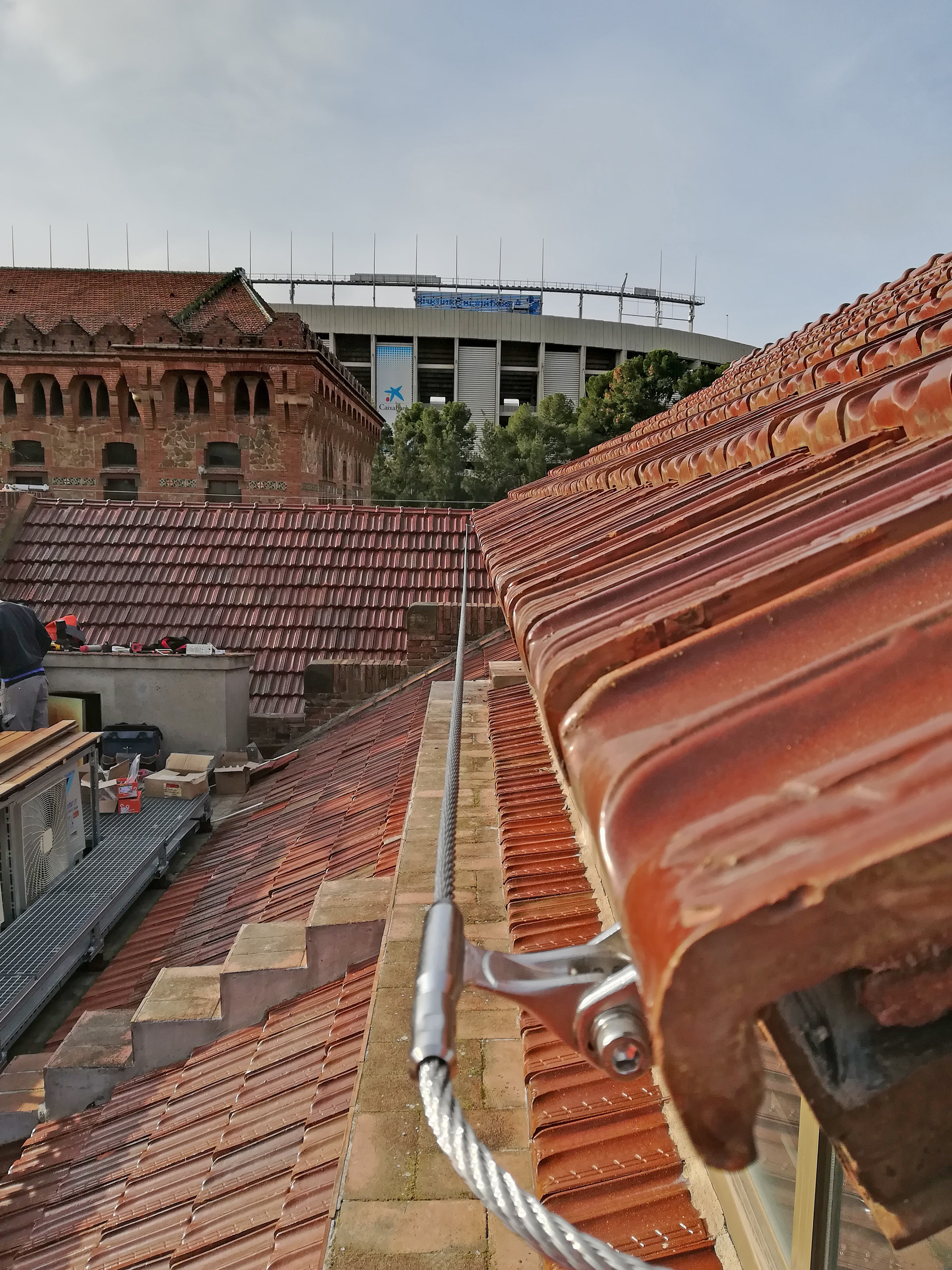 How to install and integrate a Height Safety System into emblematic century-old heritage building?