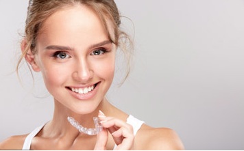 Choose Precise Fit with Invisible Teeth Retainers Online