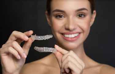 Improve Your Smile with Custom Teeth Retainers Online