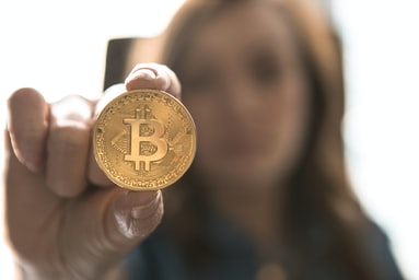 What is the best Bitcoin mining website in Italy where I can invest? Explain 5